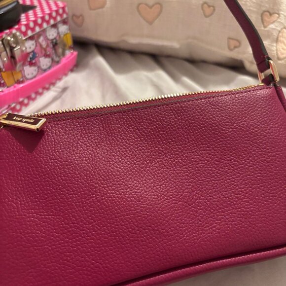 Kate Spade burgundy Kayla convertible wristlet - Picture 5 of 6